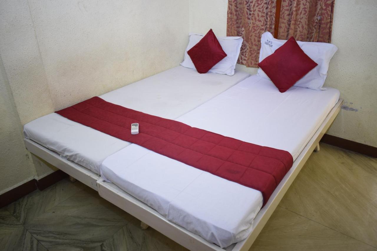Pms Guest House Pondicherry Exterior foto