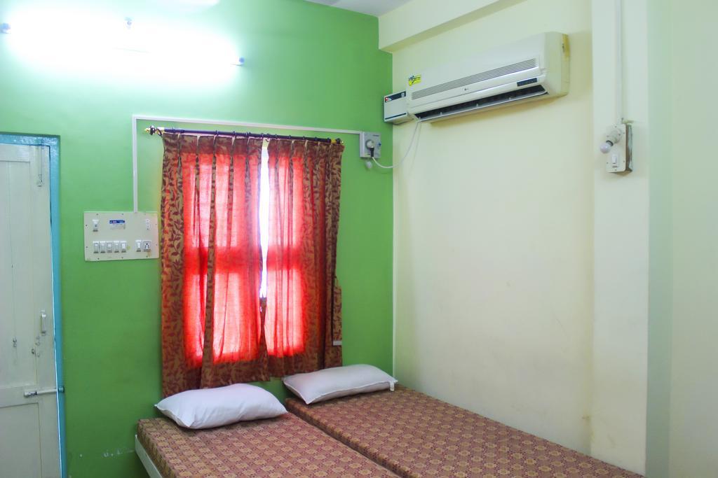Pms Guest House Pondicherry Exterior foto