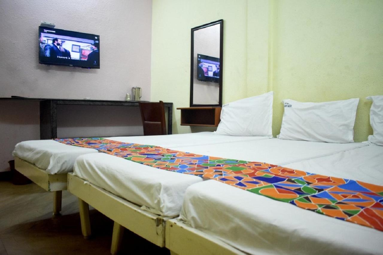 Pms Guest House Pondicherry Exterior foto